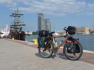 Patricks Rad auf der Promenade von Gdynia