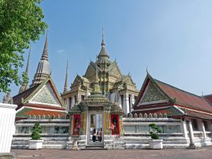 Sightseeingtour in Bangkok - da gehören Kloster natülich dazu