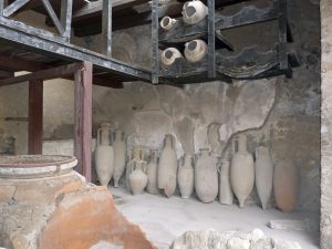 Herculaneum (ital. Ercolano)