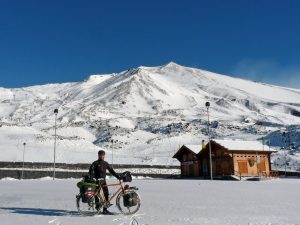 4 cm Neuschnee am nächsten Morgen … na das wird eine Abfahrt