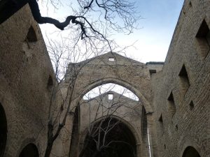 Im Stadtteil "la kalsa" steht die mächtige Kirchenruine Santa Maria dello Spasimo