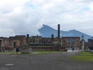 Pompeji, an einem regnerischen Tag sind zumindest nicht ganz soviele andere Touristen da