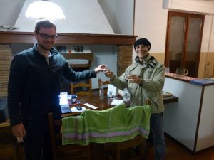 Andrea :'Ich trinke keinen Alkohol, nur manchmal den Schnaps meines deutschen Freundes' - Prost!