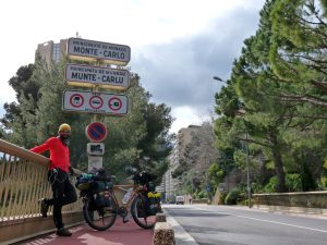 Mit dem Fahrrad auf Erkundungstour durch Monte Carlo