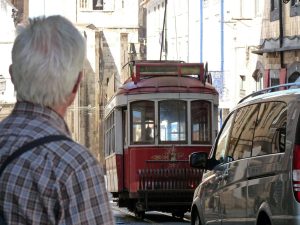 Straßenbahn Fan in Lissabon ((-: