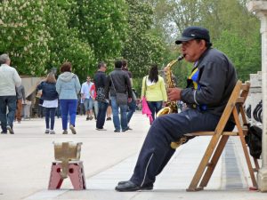 Saxophon-Spieler aus Madrid im Park Retiro